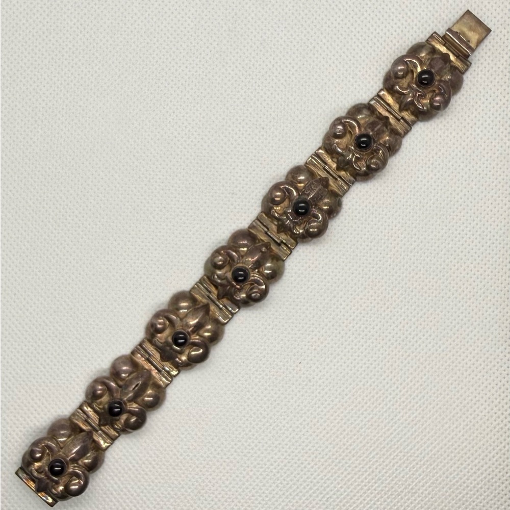 Vintage Mexican Sterling Silver Fleur-de-Lis Bracelet with Onyx Stones